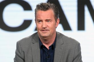 matthew-perry’s-$1,650-wallet-and-jennifer-aniston’s-letter-that-tells-the-true-story