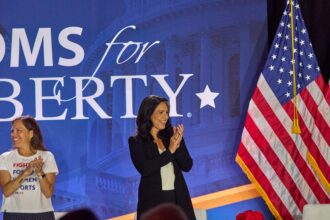 does-tulsi-gabbard-have-children?-all-about-the-former-democrat’s-family