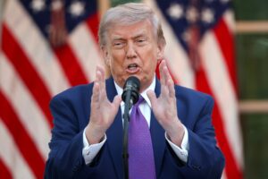 donald-trump-attacks-stephen-colbert