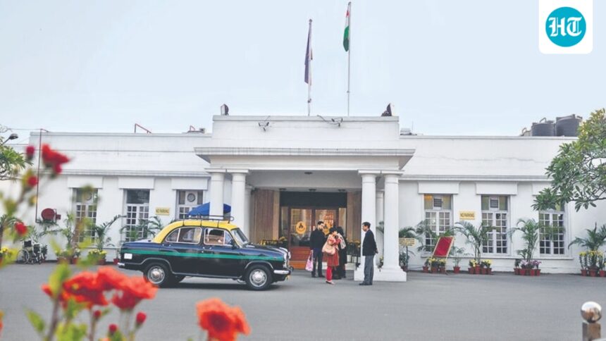 ‘tragic’-vs-‘long-overdue’:-mixed-reactions-pour-in-on-eviction-notice-for-iconic-delhi-gymkhana-club