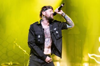who-is-caleb-shomo?-5-things-to-know-about-beartooth-rockstar