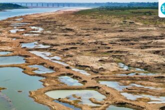 sand-mining-lays-siege-to-the-refuge