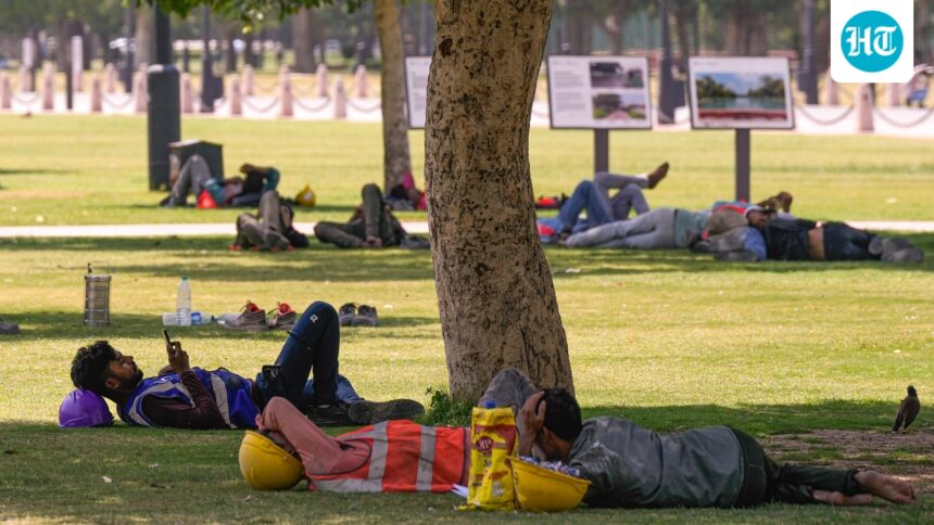 delhi-records-second-warm-night-this-season,-yellow-alert-for-extreme-heat-remains