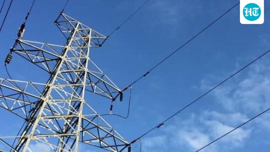 delhi’s-power-demand-hits-a-new-record-high-in-may-of-8,439-mw-amid-heatwave