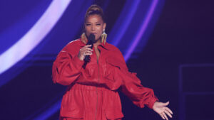 queen-latifah-rocks-the-crowd-as-host-of-the-2026-amas,-and-helps-bts-bring-back-the-awards-show