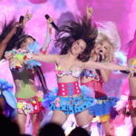 girl-group-katseye-performs-heavy-dance-performance-of-‘pinky-up’-at-2026-amas