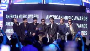 bts-is-greeted-by-screaming-fans-at-their-amas-comeback-after-four-years