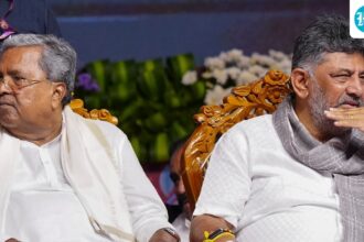 sidda-rs-entry-buzz,-smile-by-dks-on-cm-question:-latest-on-power-struggle-in-karnataka-&-congressional-options