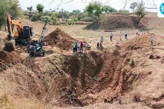 5-people-were-killed-in-a-landslide-during-the-construction-of-a-well-in-panna,-madhya-pradesh