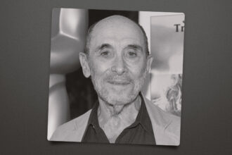 albert-wolsky,-oscar-winning-costume-designer-for-‘all-that-jazz’-and-‘bugsy,’-dies-at-95