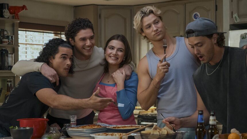 ‘off-campus’-cast-ages:-how-old-are-ella-bright,-belmont-camille,-and-the-other-actors?
