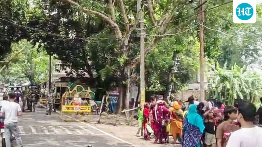 dozens-head-to-the-bangladesh-border-amid-bengal’s-crackdown-on-migrants