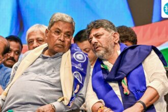 power-clash-in-karnataka-live:-dk-shivakumar-meets-siddaramaiah-for-breakfast-amid-cm-change-buzz