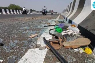 five-people-were-killed-in-two-separate-accidents-on-the-highway-in-ayodhya,-raebareli,-during-the-night