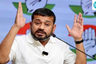 congress-attacks-the-bjp-led-government-over-its-“collapsed”-examination-system-and-seeks-pradhan’s-ouster