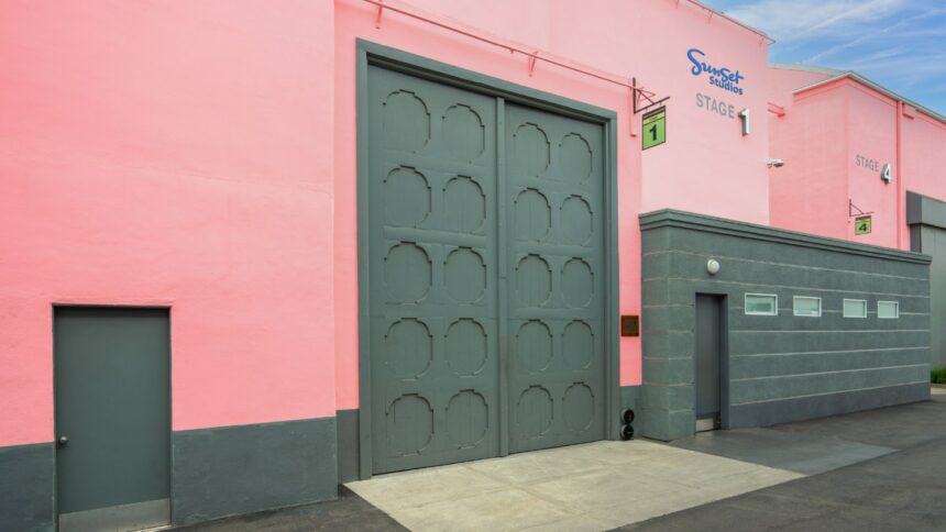 sunset-studios-debuts-ready-made-sets-for-mini-dramas