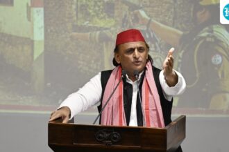 ‘public-will-crush-bjp’:-akhilesh-yadav-mocks-yogi-govt-over-power-outage-complaints-amid-heatwave-in-up