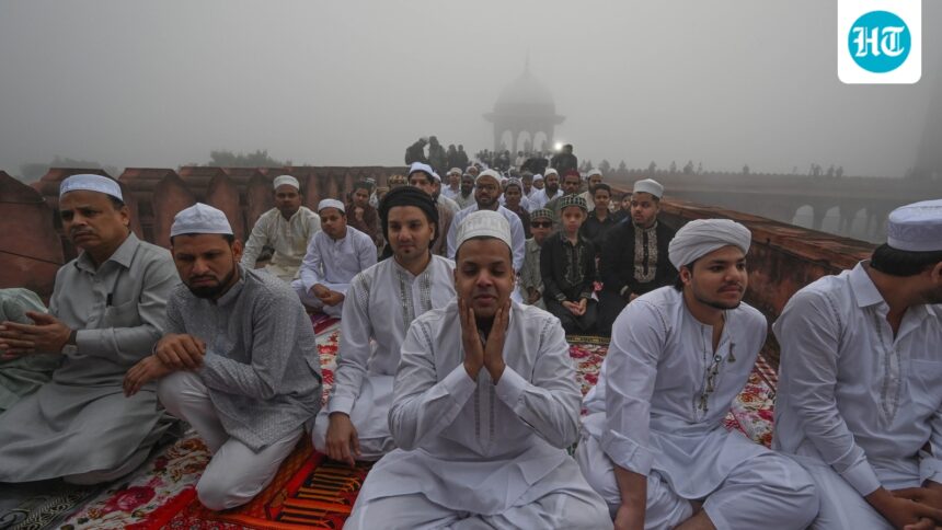 eid-prayers-at-jama-masjid-in-srinagar-have-been-canceled-for-the-eighth-year-in-a-row | GIBN eid-prayers-at-jama-masjid-in-srinagar-have-been-canceled-for-the-eighth-year-in-a-row