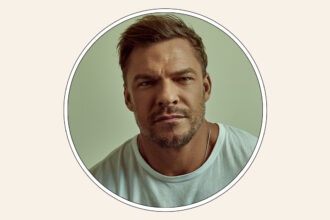 alan-ritchson-signs-first-time-tv-deal-with-amazon-mgm-studios
