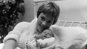julie-andrews’-children:-meet-her-three-adult-daughters