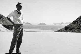 ‘maverick:-the-epic-adventures-of-david-lean’-review:-a-master-of-cinematic-spectacle-with-less-mastery-of-his-rocky-personal-life