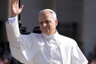 vatican-expert-on-ai:-“i-wouldn’t-have-had-matthew-mcconaughey-and-the-pope-on-the-same-bingo-card.”