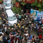 the-violence-broke-out-when-the-ed-raided-the-homes-of-kerala-cm-pinarayi-vijayan