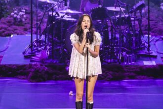 olivia-rodrigo-on-babydoll-dress-criticism:-‘it-shows-how-we-normalize-child-sexual-abuse-in-the-culture’