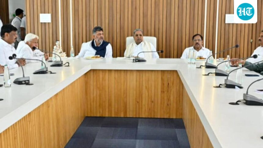 siddaramaiah-signals-exit-in-a-meeting-with-ministers-as-karnataka-prepares-for-transition