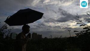 delhi-is-on-orange-alert-with-possible-rain-and-severe-thunderstorms-within-a-few-hours;-imd-issues-red-alert-for-gurugram