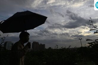 delhi-is-on-orange-alert-with-possible-rain-and-severe-thunderstorms-within-a-few-hours;-imd-issues-red-alert-for-gurugram