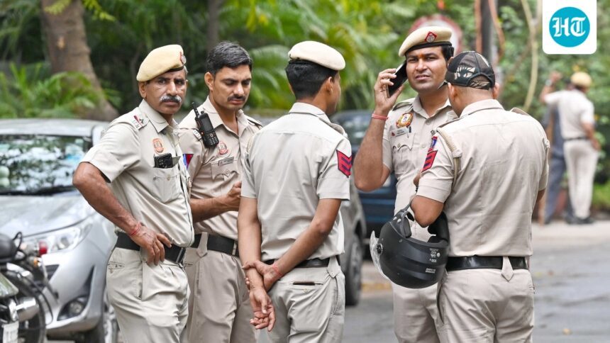 12-people-were-injured-in-clashes-between-rival-groups-in-the-villages-of-nuh-after-eid-prayers