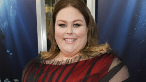 this-is-us-star-chrissy-metz-will-make-her-broadway-debut-in-&-juliet