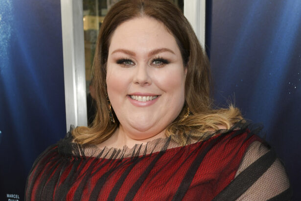 this-is-us-star-chrissy-metz-will-make-her-broadway-debut-in-&-juliet