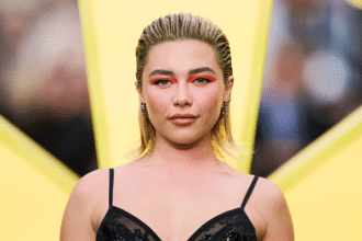 paramount-wins-bidding-war-for-florence-pugh-fantasy-drama-‘midnight-library’