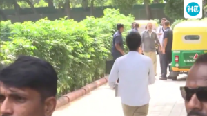 rahul-gandhi-was-spotted-dressed-as-an-auto-driver-outside-his-residence-in-delhi