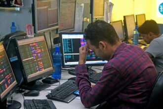 why-sensex-and-nifty-suddenly-collapsed-after-3-pm-today:-bloodbath-in-markets-explained