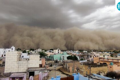 day-turns-dark-as-a-huge-dust-storm-sweeps-parts-of-rajasthan,-with-wind-speeds-reaching-80-km-per-hour-|-video