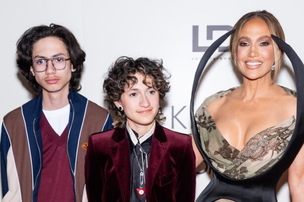 jennifer-lopez’s-kids:-everything-to-know-about-her-twins-emme-‘oskar’-&-max-muniz