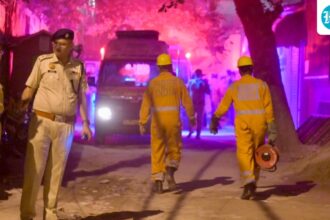 ‘all-we-heard-was-screaming’:-witnesses-recall-the-horror-of-building-collapse-in-delhi’s-saidulagap-area
