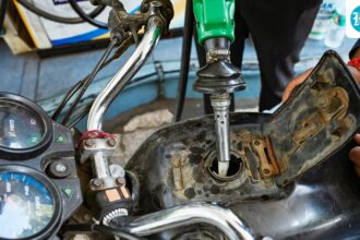 the-center-is-reviewing-export-duties-on-petrol,-diesel-and-aviation-turbine-fuel-from-june-1.-check-revised-prices