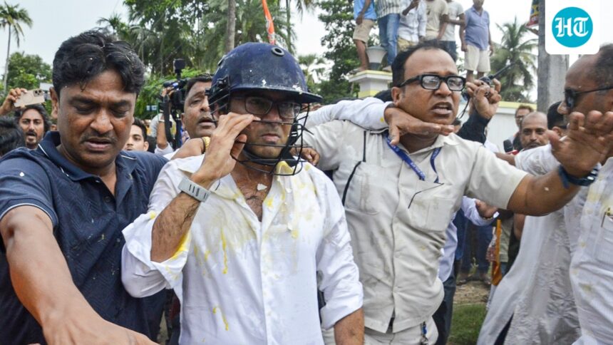 5-arrested,-2-detained-for-allegedly-harassing-mp-abhishek-banerjee-in-sonarpur,-bengal