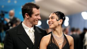 are-dua-lipa-and-callum-turner-married?-update-the-relationship