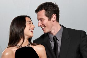 dua-lipa’s-boyfriend-history:-her-exit-and-relationship-with-husband-calum-turner