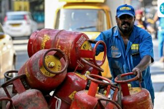 commercial-lpg-cylinder-cost-in-delhi-now-costs-inr-3,113-after-recent-hike:-report