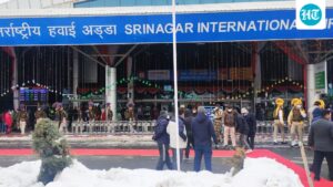 baggage-restrictions-at-srinagar-airport-force-pilgrims-to-make-a-re-stopover-in-ahmedabad