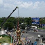 45-foot-lionel-messi-statue-dismantled;-pwd-in-kolkata-say-there-is-no-decision-on-transfer