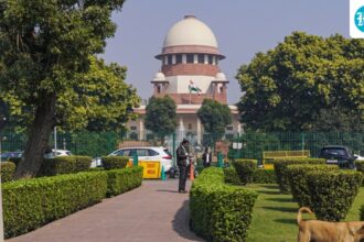 five-were-sworn-in-as-supreme-court-justices,-making-the-supreme-court-almost-fully-functional