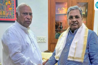 in-the-national-battle,-siddaramaiah-is-appointed-to-the-top-congress-committee-while-making-way-for-shivakumar-as-karnataka-chief-minister.