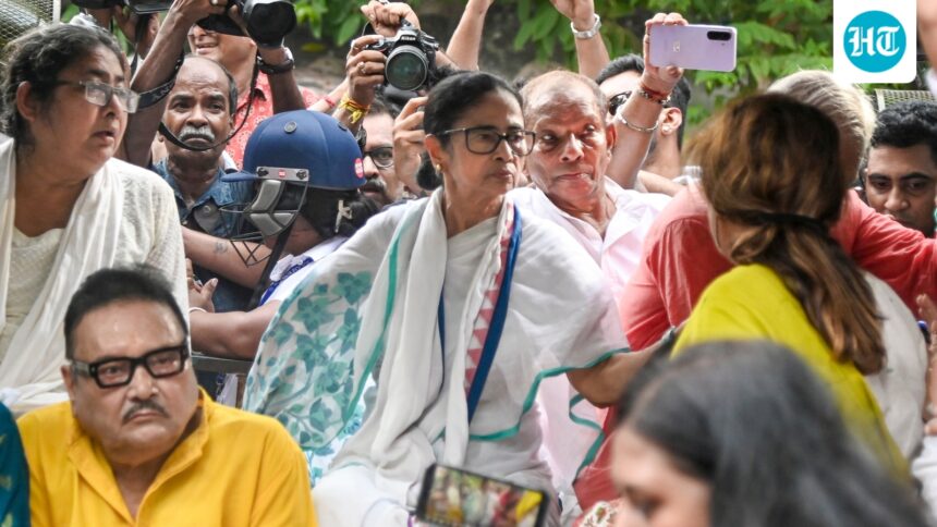 mamata-banerjee-protest-highlights:-‘tmc’s-condition-now-pathetic’,-says-suvendu-adhikari-on-mamata’s-protest-in-kolkata